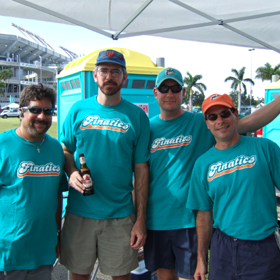 Finatics Miami Dolphins Tailgating